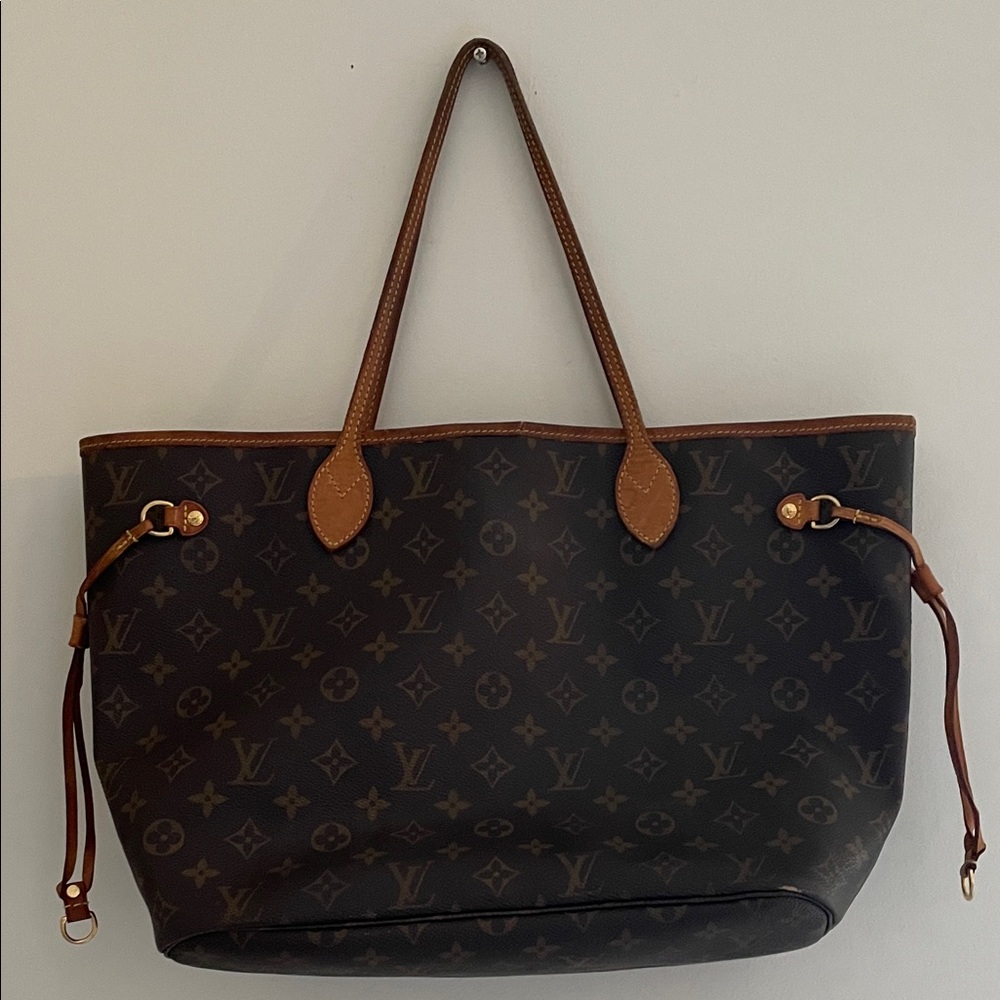 Louis Vuitton Neverfull MM